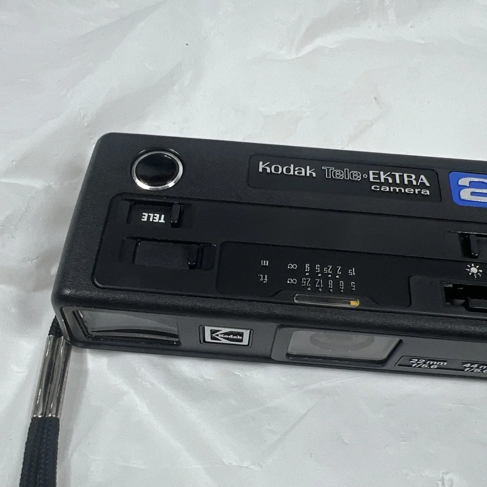 Kodak Tele-Ektra 2 Instamatic 110 Film Camera‎ Untested. With Swing Cover